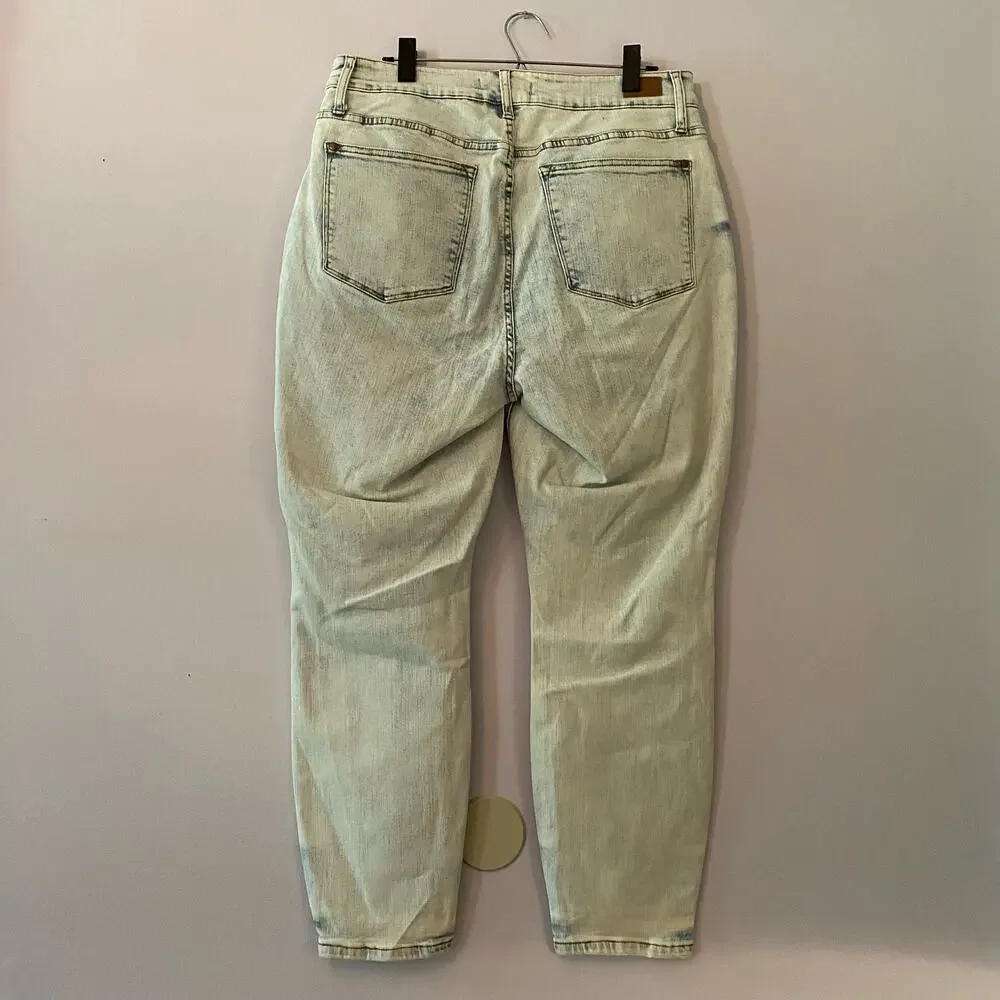 Judy Blue Slim Fit Light Wash Jeans Minimalist Stretchy Women's size 16W